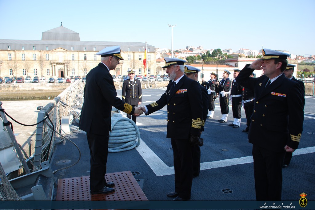 El Almirante de la Flota acompañó al almirante turco durante su visita a la fragata 'Méndez Núñez'